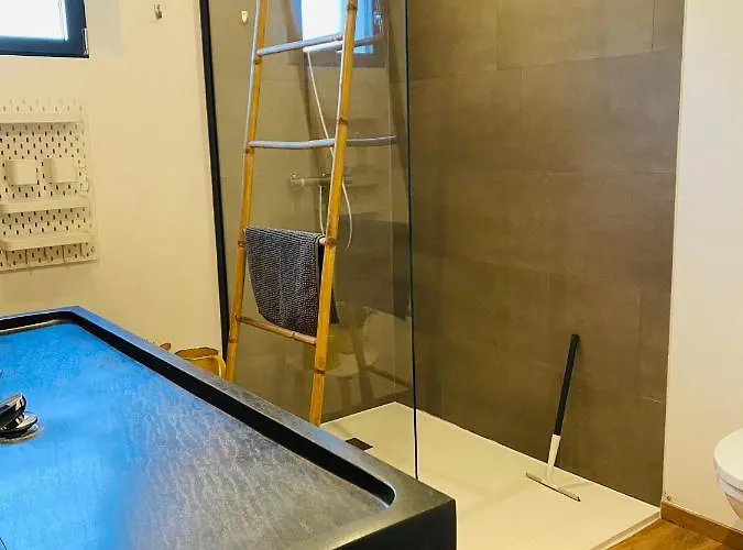 L'annexe Nyaraló L'Épine